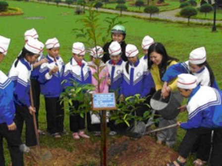 Ngành giáo dục hưởng ứng ngày môi trường thế giới